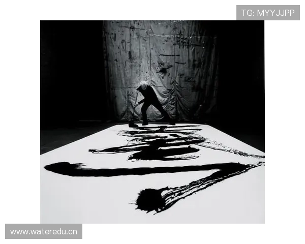 开云官方新品发布会盛大开启,引领奢华时尚新风尚潮流 开云官方新品发布会盛大开启,引领奢华时尚新风尚潮流