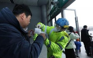 做焊锡工作戴kn95口罩好吗 n95口罩正确佩戴方法